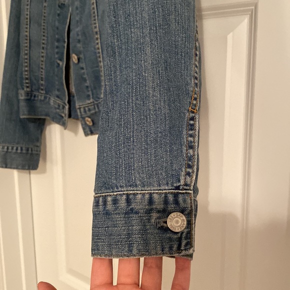 GAP Jean Jacket - Picture 4 of 7